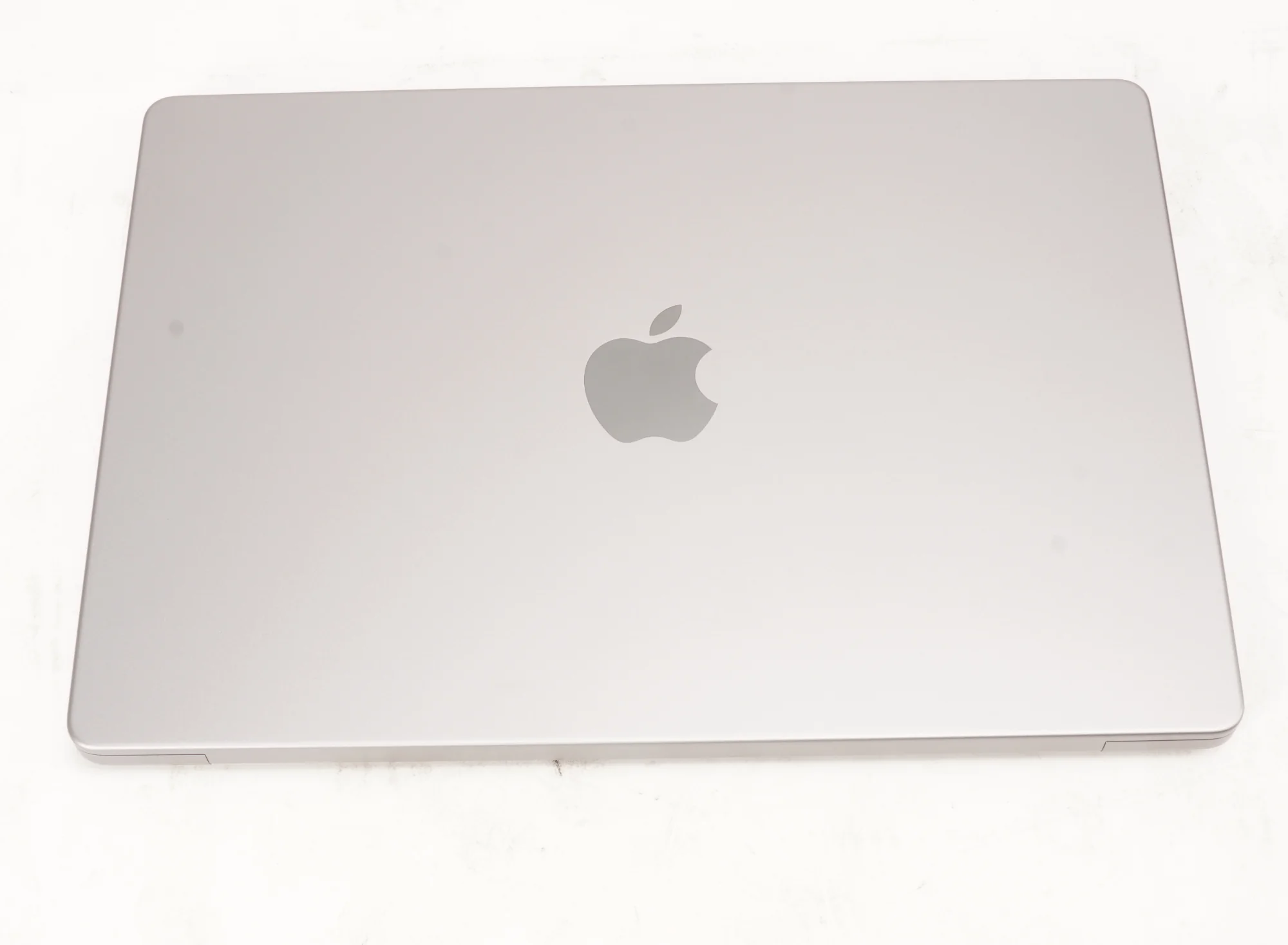 Apple MacBook Pro 14-in with M1 Pro Chip (2021,16GB RAM, 512GB SSD, Space Gray) (Used)