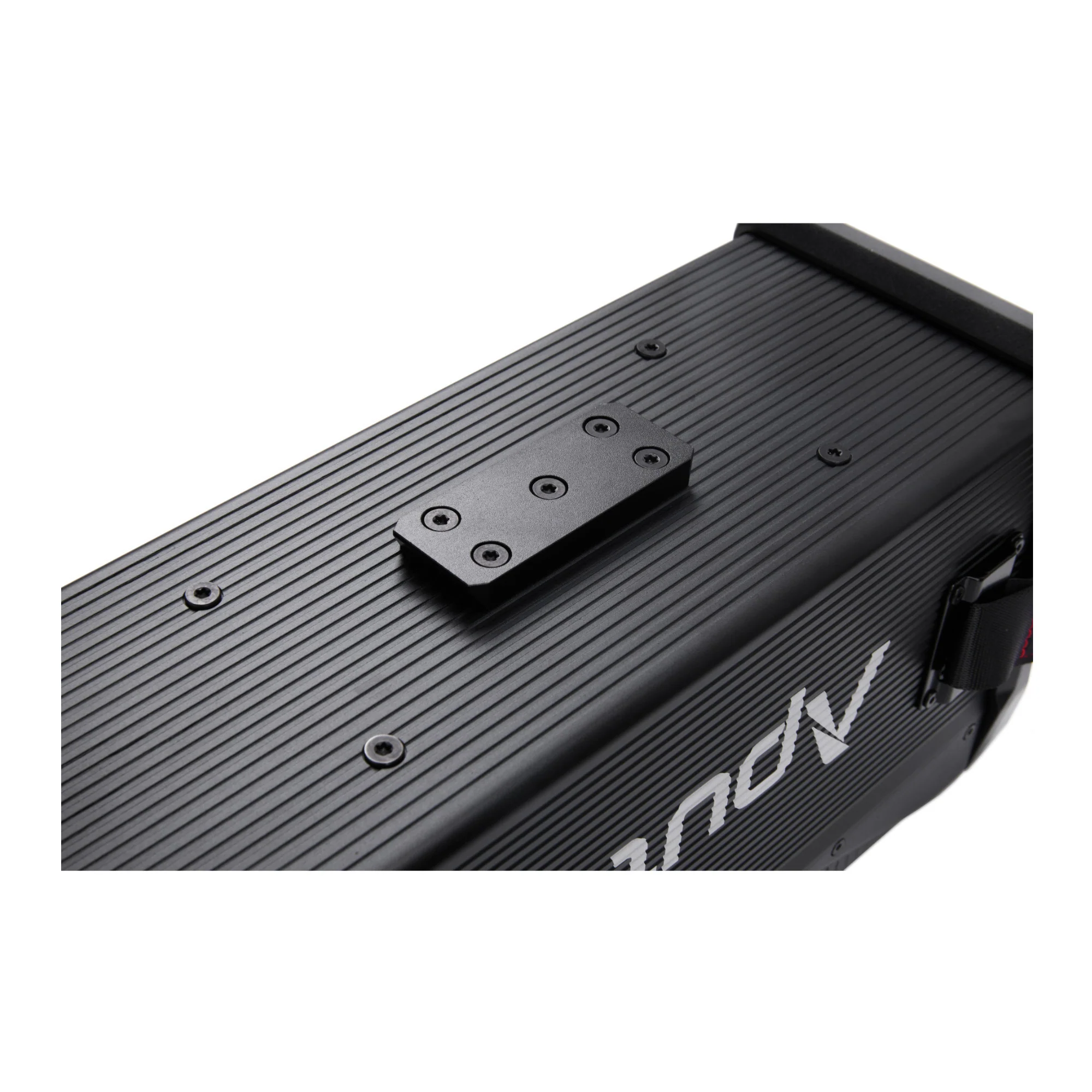Aputure STORM 700x Cine Kit (US) with Fresnel, Barn Doors and Skid - Image 6