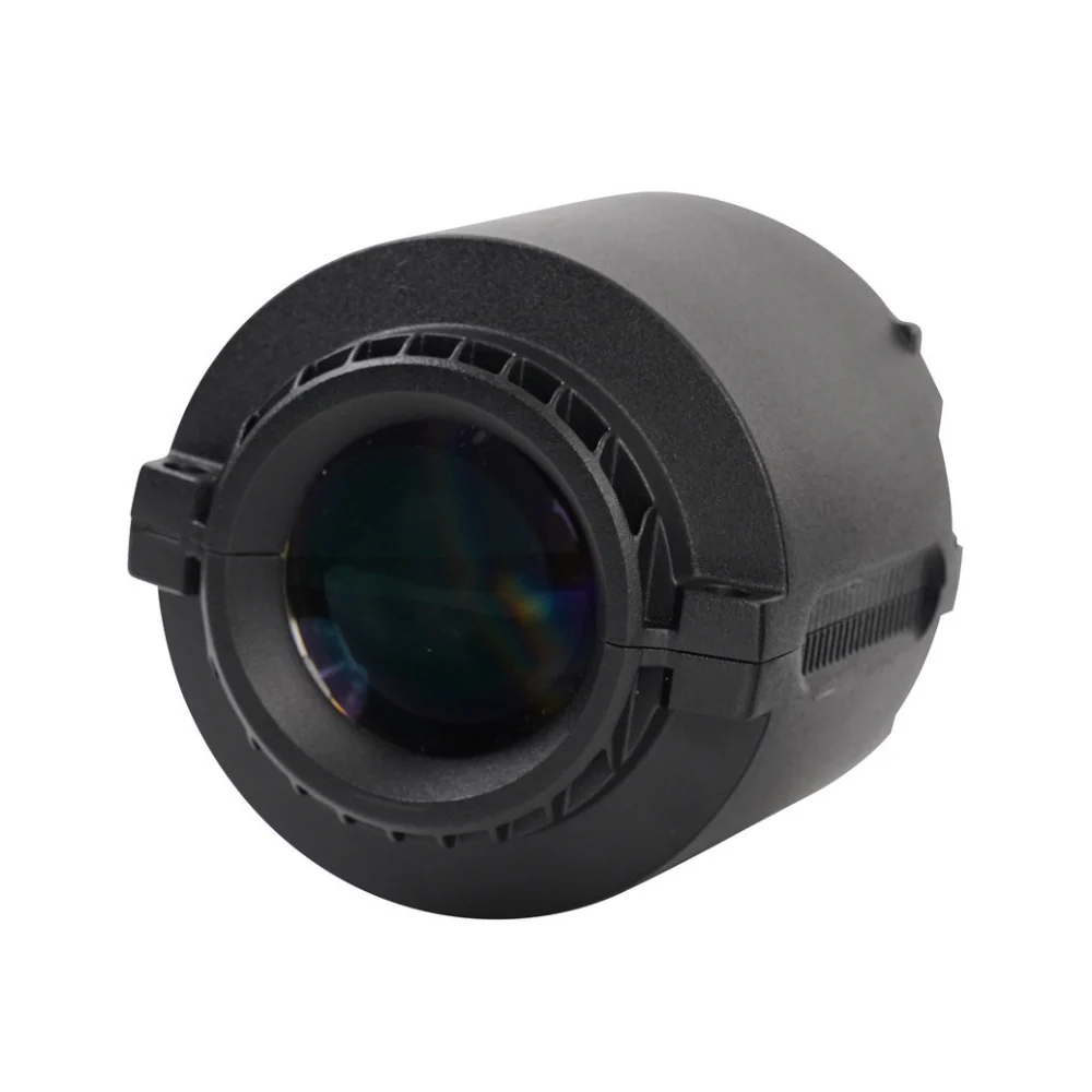Aputure Amaran Spotlight SE’s Interchangeable and Quick Focus Adjustable 36-Degree Lens