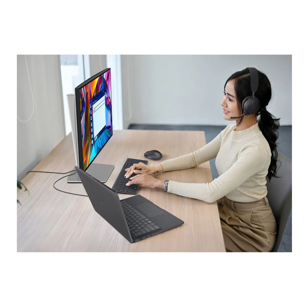 Dell UltraSharp U2725QE 27 Inch 4K UHD IPS Monitor with 120Hz and Thunderbolt 4 - Image 7