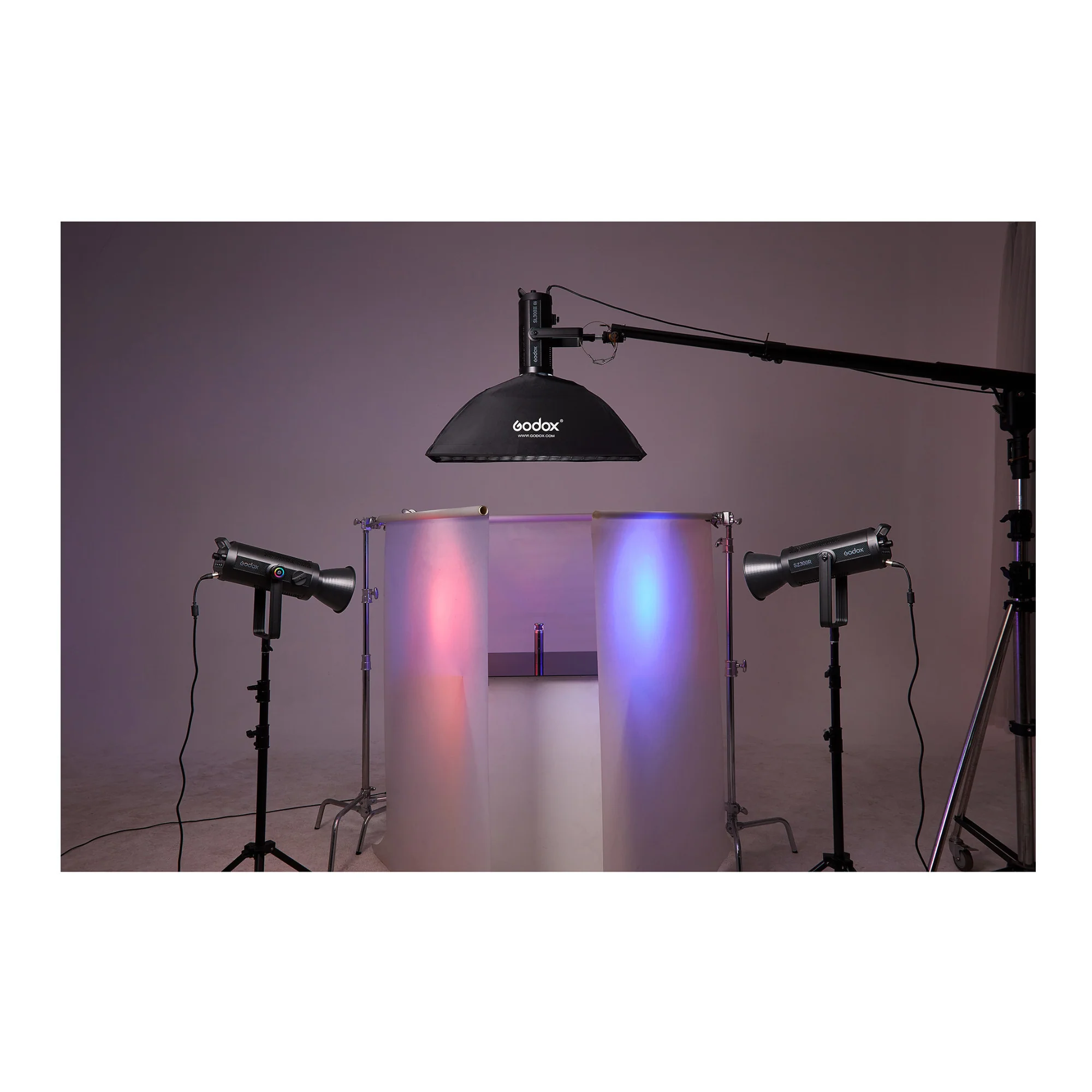 Godox SZ300R Zoom RGBWW LED Video Light - Image 15
