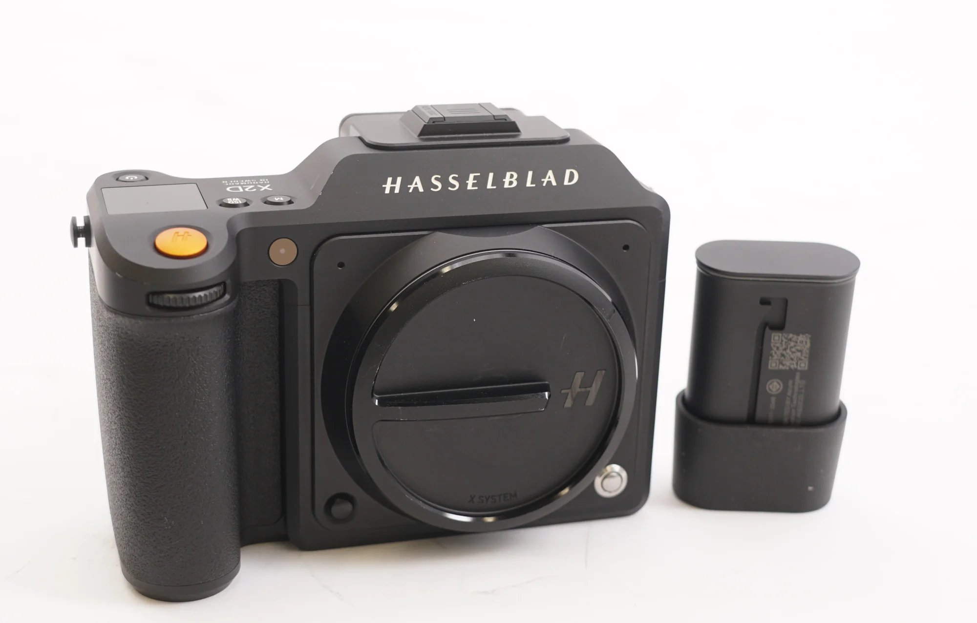 Hasselblad X2D 100C Medium Format Mirrorless Camera with 75mm f/3.4 P Lens (Used) - Image 2