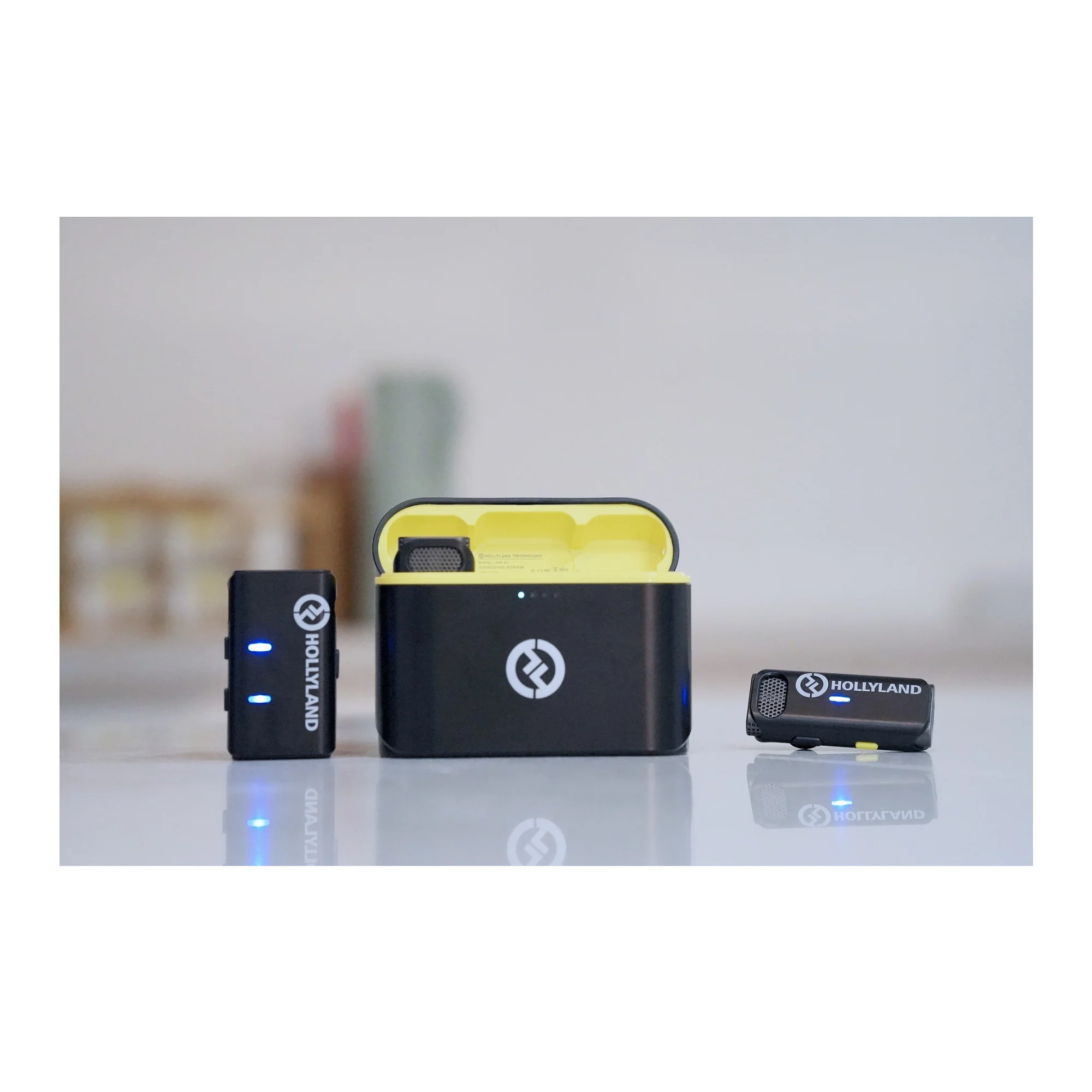 Hollyland Lark M1 Duo 2-Person Wireless Microphone System - Image 10