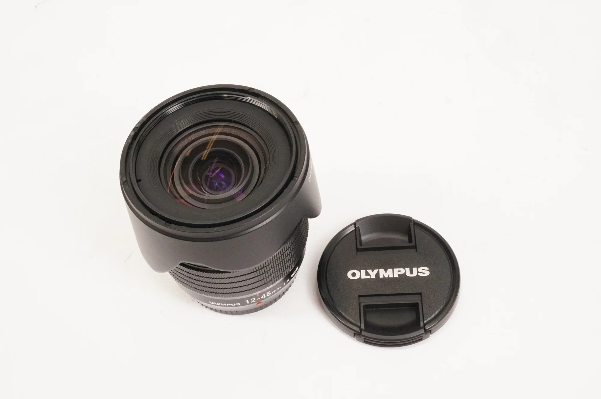 OM System M.Zuiko Digital ED 12-45mm F4.0 PRO Compact Weather-Sealed Zoom Lens (Used) - Image 2