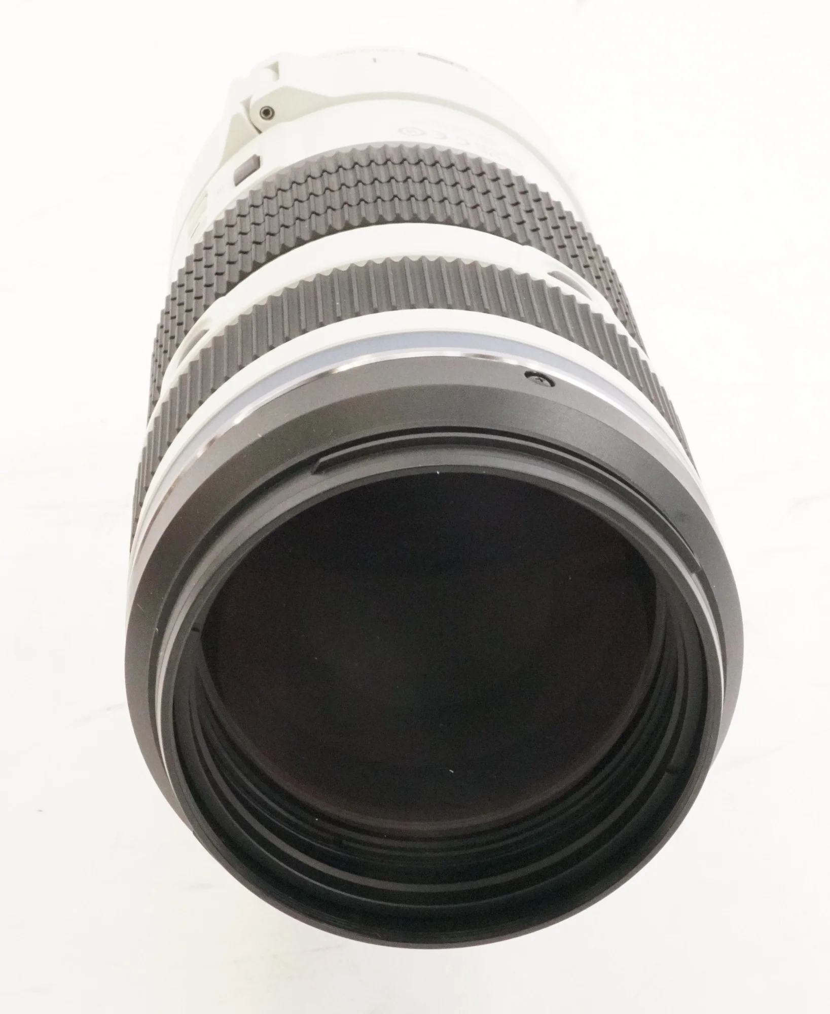 OM SYSTEM M.Zuiko Digital ED 50-200mm f/2.8 IS PRO Lens (Micro Four Thirds) (Used) - Image 2