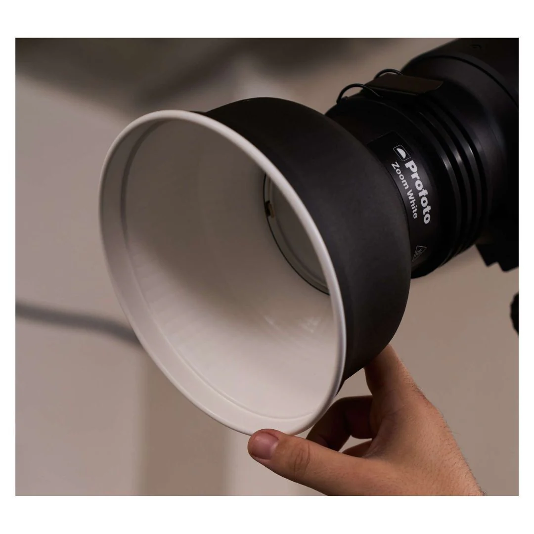 Profoto Zoom Reflector White for Protruded and Flat-Fronted Lights with Adjustable Zoom - Image 3